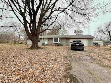 11830 N Acorn Dr, Syracuse, IN 46567 - photo 2