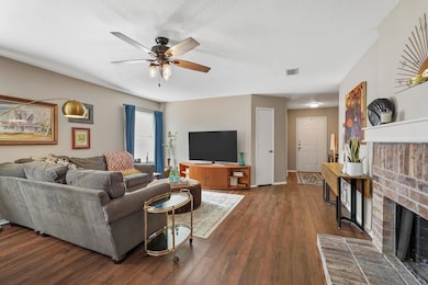 8201 Winding Stream Dr, Denton, TX 76210 - photo 6