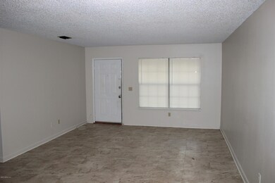 6310 Delacy Rd unit 3, Jacksonville, FL 32244 - photo 2