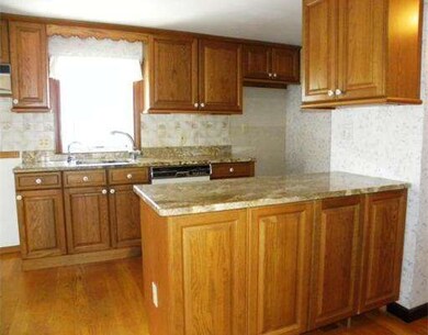 12 Carol St, Ludlow, MA 01056 - photo 6