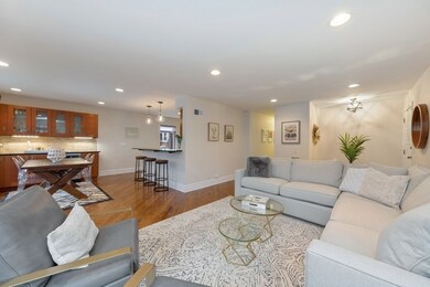 122 S Poplar Ave, Elmhurst, IL 60126 - photo 6