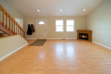 28 Pinnacle Rd, Campton, NH 03223 - photo 2