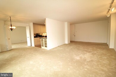 Green Hill Condominiums unit W-513, Wynnewood, PA 19096 - photo 3