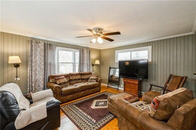 2522 47th St, Des Moines, IA 50310 - photo 7