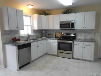 Fantastic Updated Kitchen with NEW Tile Floor, Sta