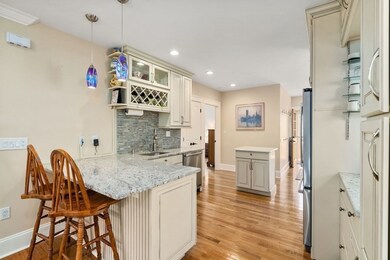 866 Centre St unit 1, Jamaica Plain, MA 02130 - photo 4