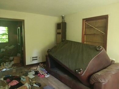 21 Queen Cir, Kingstree, SC 29556 - photo 4