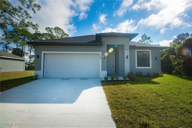 1087 Rugby Cir, Labelle, FL 33935 - photo 2