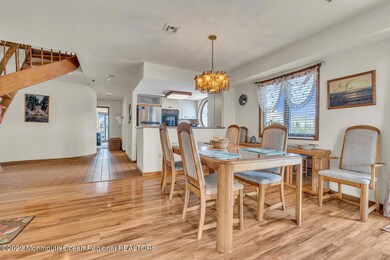 2200 S Ocean Ave 305 Seaside-large-011-0