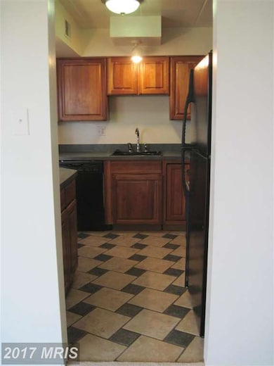 2636 Wagon Dr, Alexandria, VA 22303 - photo 2