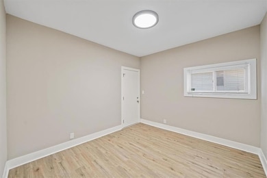 6302 Fairlane Dr, Kansas City, MO 64134 - photo 6