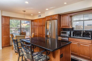 5) KITCHEN