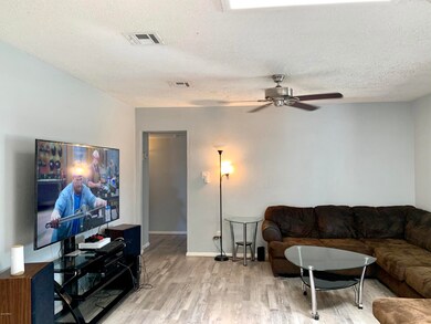 3018 N 39th Dr, Phoenix, AZ 85019 - photo 7