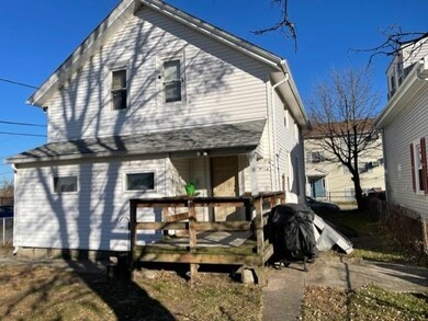 11 Jeffers St, Pawtucket, RI 02860 - photo 3