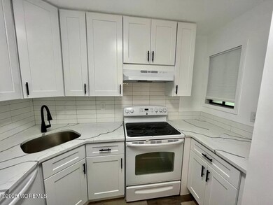 154 Cross Slope Ct unit K, Manalapan, NJ 07726 - photo 4