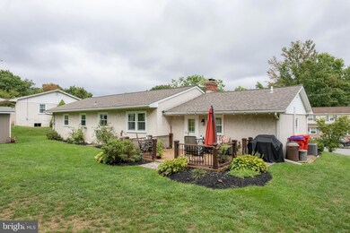 233 W Walnut St, Souderton, PA 18964 - photo 3