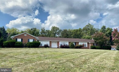 215 Greenfield Dr, Winchester, VA 22603 - photo 2