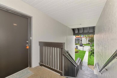 3239 Beneva Rd unit 201, Sarasota, FL 34232 - photo 4
