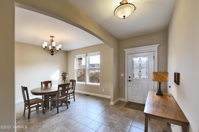 1a Nice Entry & Formal Dining