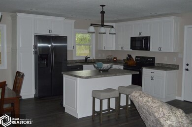 1206 Longman Dr, Shenandoah, IA 51601 - photo 7