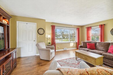 128 Sagamore St, Jackson, MI 49203