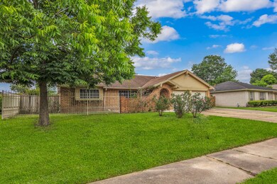 1103 Twinbrooke Dr, Houston, TX 77088 - photo 2