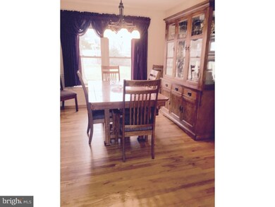 631 Atkinson Ln, Langhorne, PA 19047 - photo 7