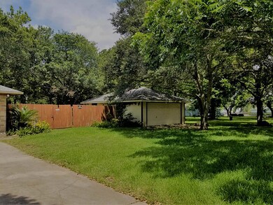 2546 County Road 155, Alvin, TX 77511 - photo 3