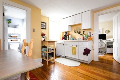 195 Hampshire St unit 3, Cambridge, MA 02139 - photo 4
