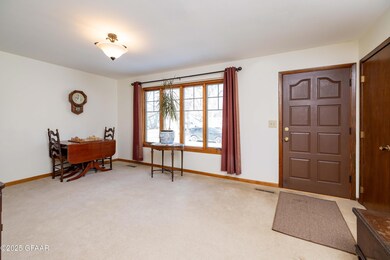 1705-8th-Ave-N-008