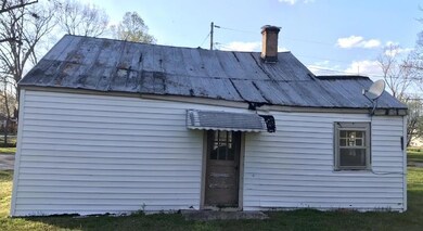 711 College St, Manchester, TN 37355 - photo 5