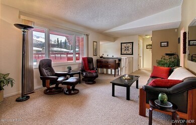 Living Room2