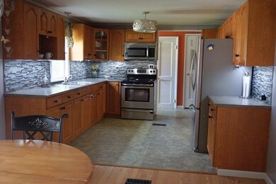 77 Acorn Dr, Taunton, MA 02780 - photo 5