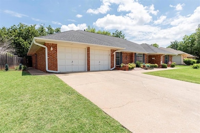 12112 Camelot Place, Oklahoma City, OK 73120 - photo 2