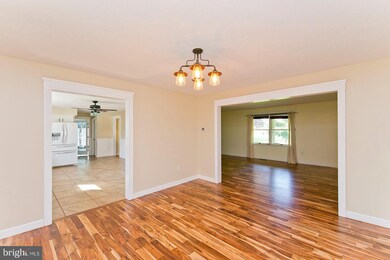 241 Clear View Ln, Strasburg, VA 22657 - photo 5