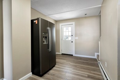 12 Franklin Ave unit 4, Westfield, MA 01085 - photo 4