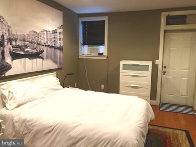 105 S Clinton St, Baltimore, MD 21224 - photo 6