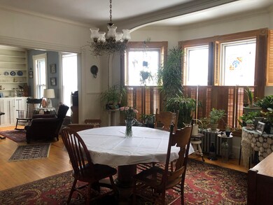Formal dining room