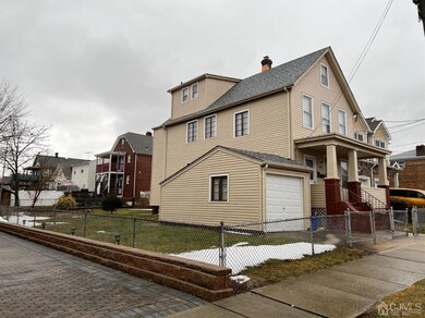 14 Christopher St, Carteret, NJ 07008 - photo 5