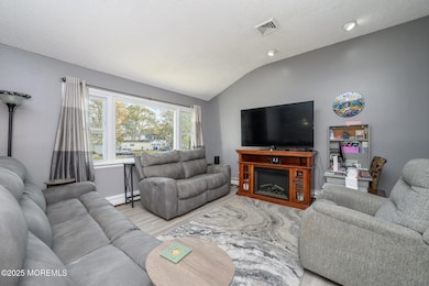 1094 June Ct, Toms River, NJ 08753 - photo 5