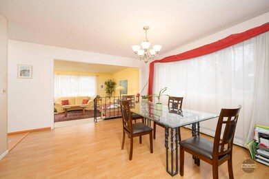 Formal Dining