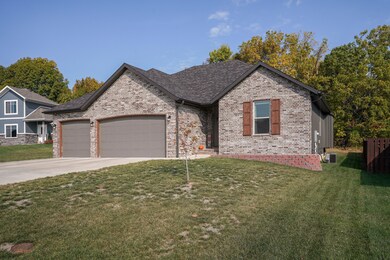 1695 E Vicksburg Passage, Republic, MO 65738 - photo 2