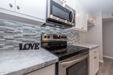 3014 W Hearn Rd-6 (3)