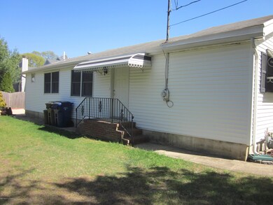 2007 Westfield St unit 2009, Oakhurst, NJ 07755 - photo 2