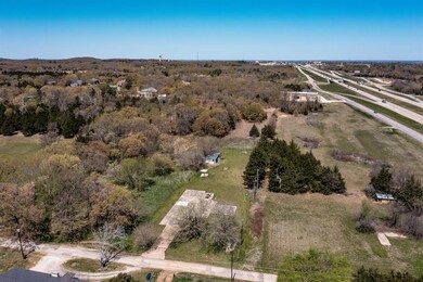 3329 W Stafford Dr, Denison, TX 75020 - photo 2