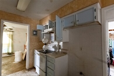 708 Redbud Dr, Forney, TX 75126 - photo 6