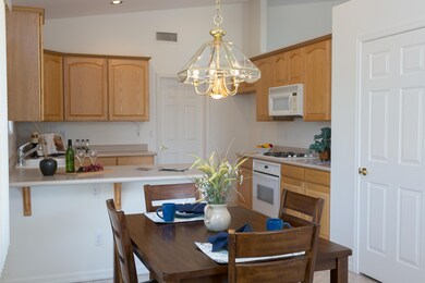 Kitchen Breakfast Area