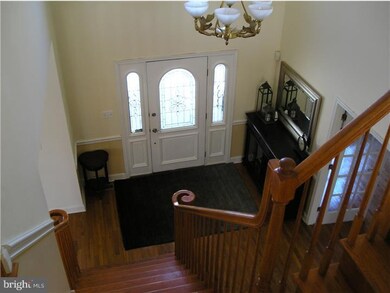 916 Penns Park Rd, Newtown, PA 18940 - photo 2