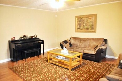 181 Clairmount Dr SE, Calhoun, GA 30701 - photo 2