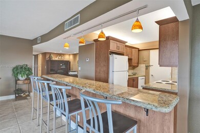 The Warwick Condominium unit 6M, Fort Lauderdale, FL 33308 - photo 5